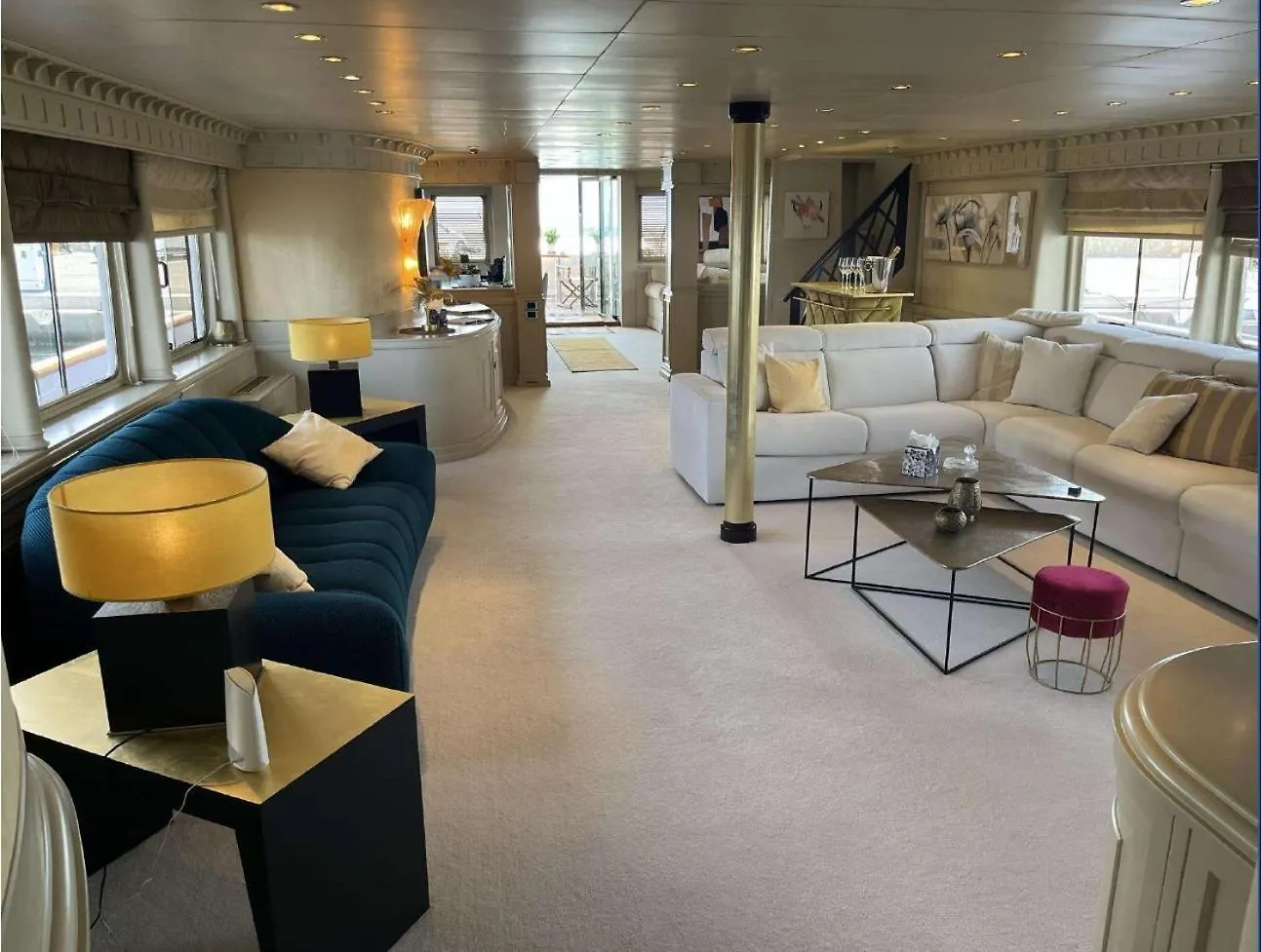 Riva 130 Hotel Cannes Botel